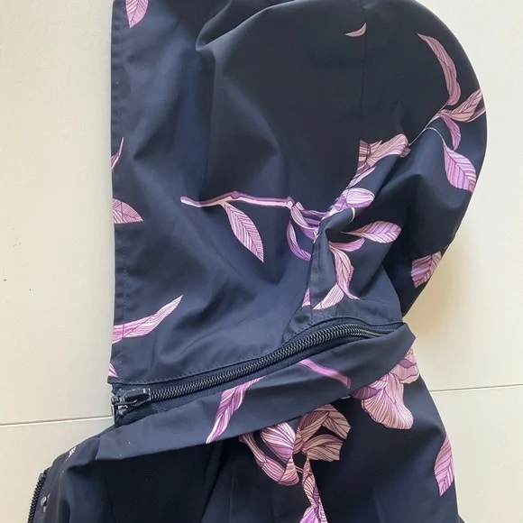 Chico's Navy Trench Coat with Pink-Lilac Floral Print Size 1 (Medium) - Picture 7 of 11